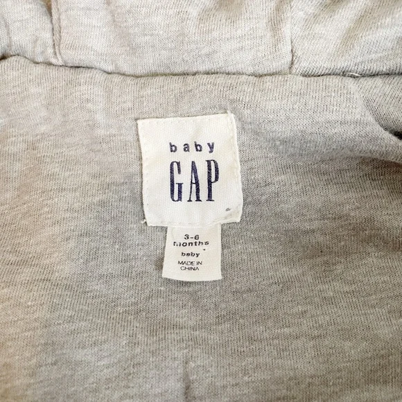 Gap | Baby Gray Sherpa Zip Front Body Suit | Size: 3-6M - Picture 4 of 7